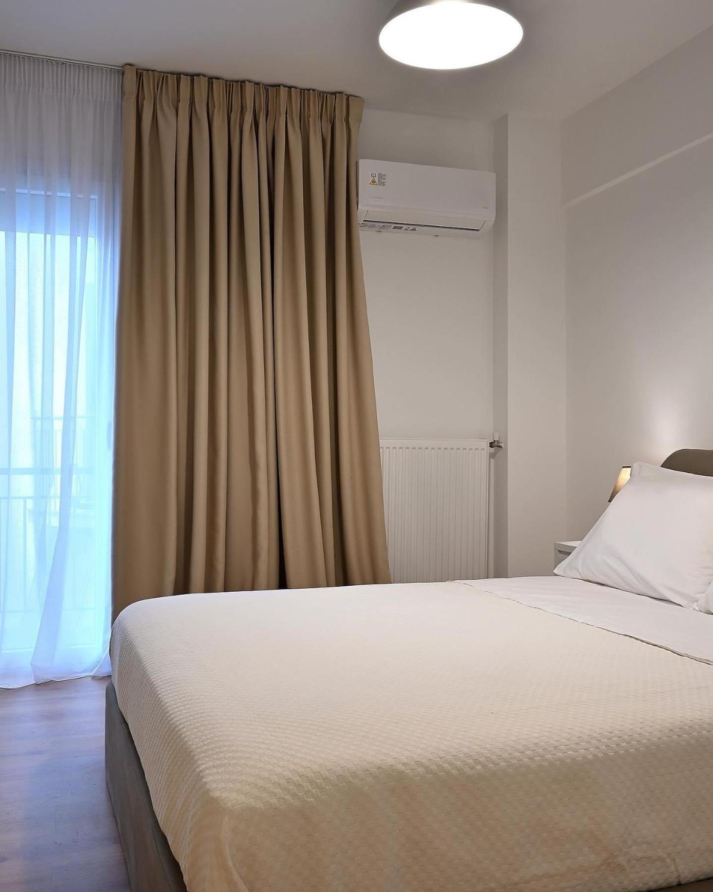 Modern Two Bedroom Apartment At Koukaki Athens Exterior photo